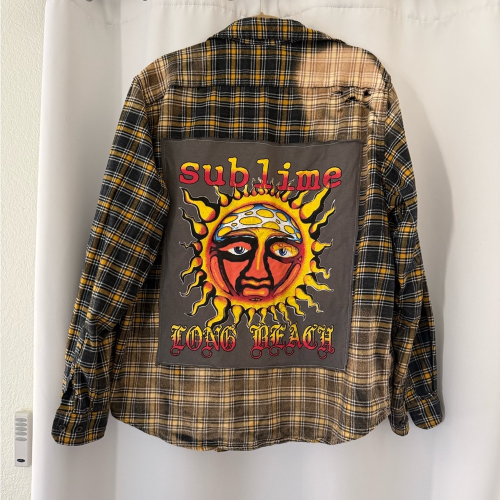 Sublime Plaid Graphic Men's Distressed Flannel